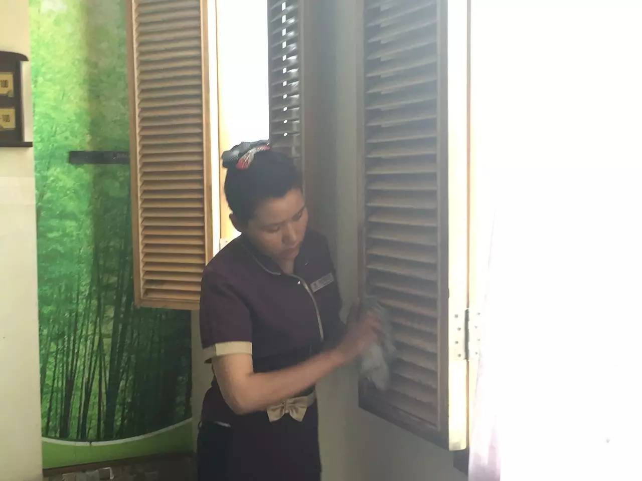 阿瓦尼萨·麦麦提敏分派至康休部在事情中